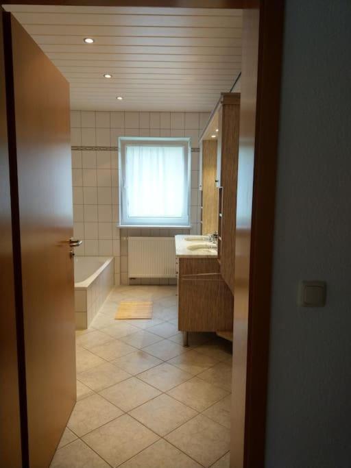 Limabach - Oberfrohna Wald-Apartment מראה חיצוני תמונה